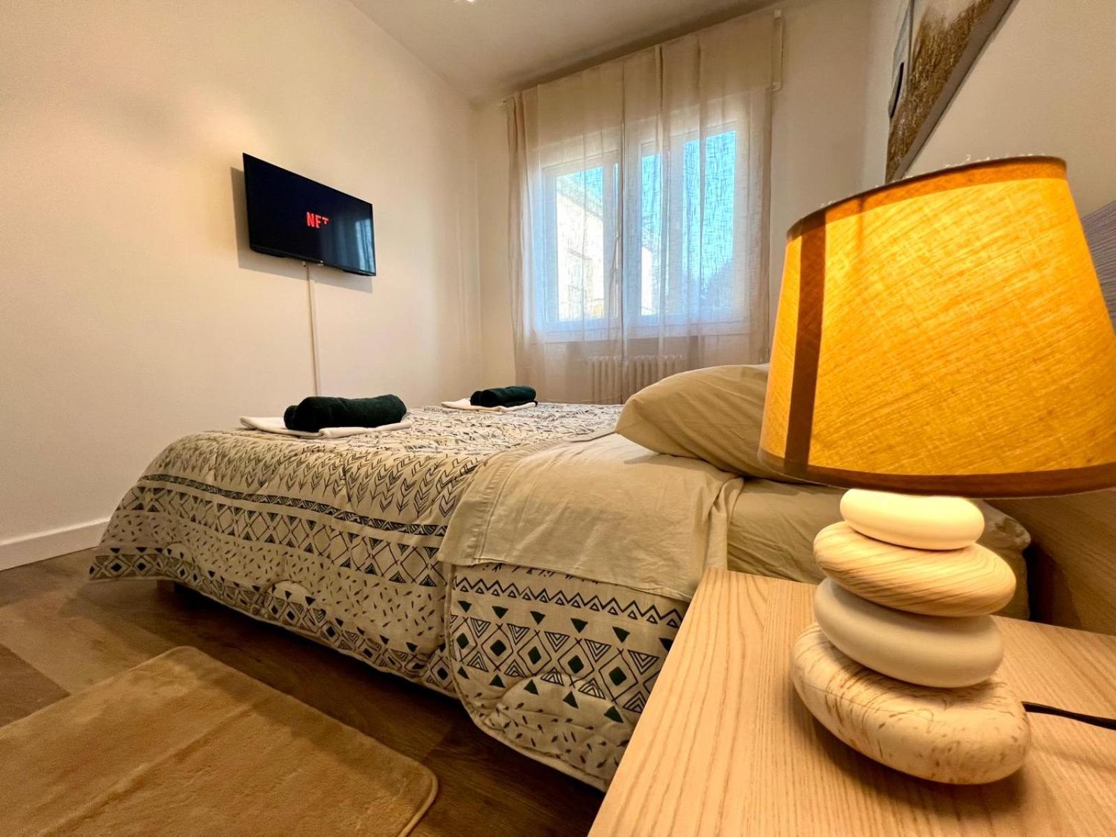 Gabriel House - Parking And Station Apartment *