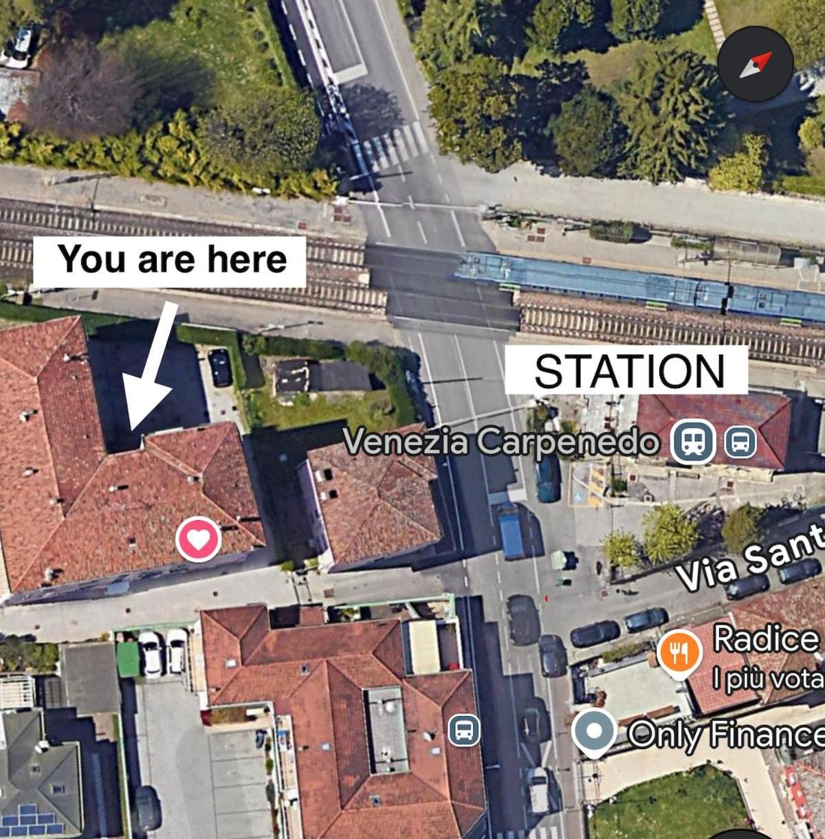 Gabriel House - Parking And Station Apartamento Venecia