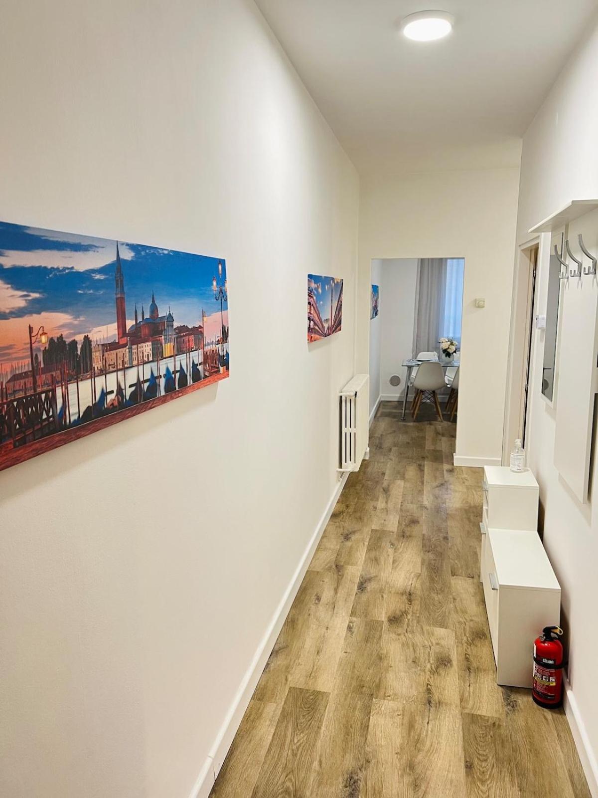 Apartamento Gabriel House - Parking And Station Venecia